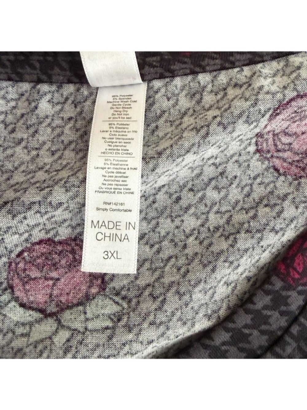 LuLaRoe CHRISTY T T-shirt Size 3XL Black Houndstooth Red Roses Short Sleeves - Picture 6 of 6